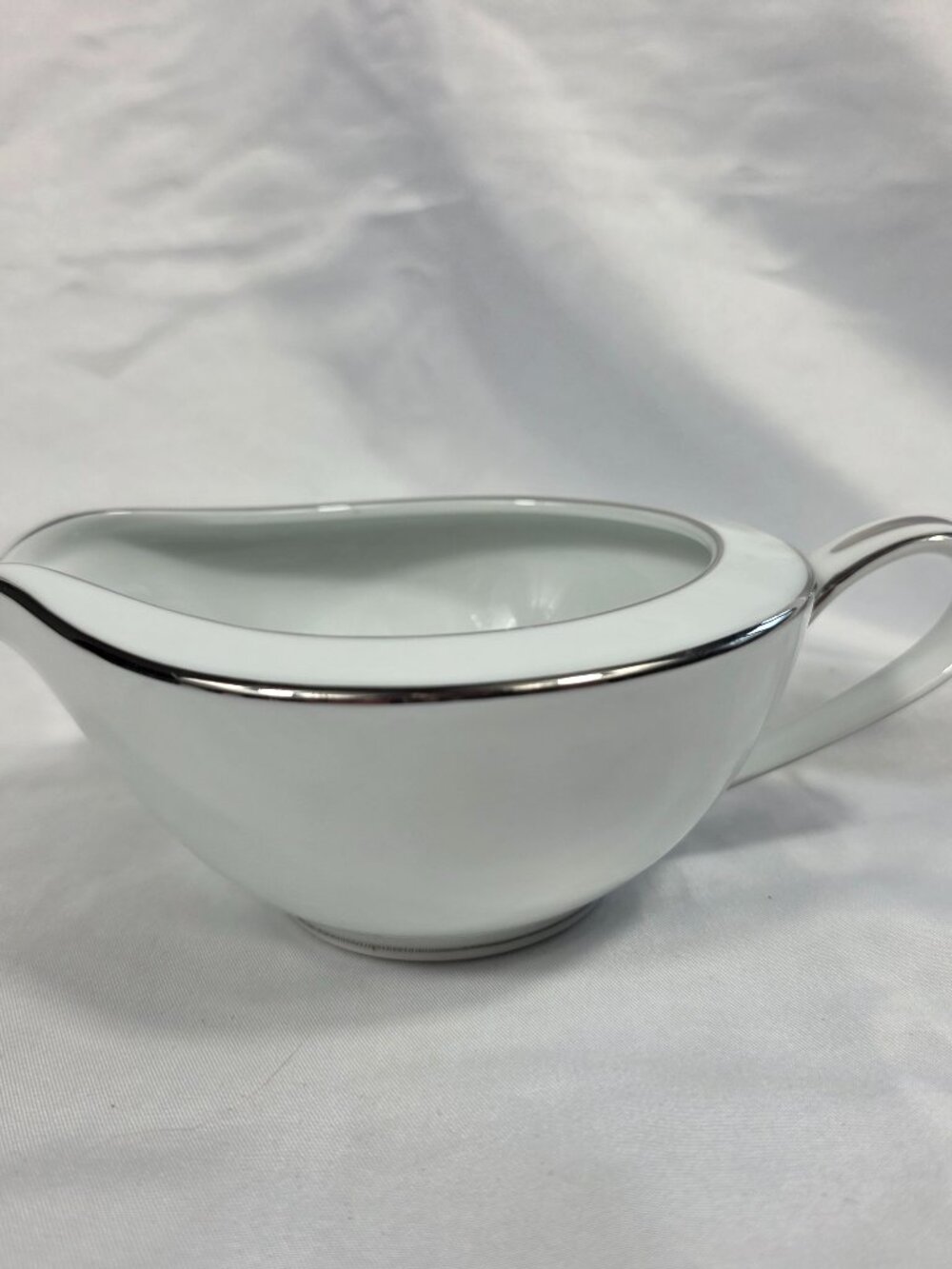 Noritake Colony Creamer #5932 White Coupe Shape Platinum Trim